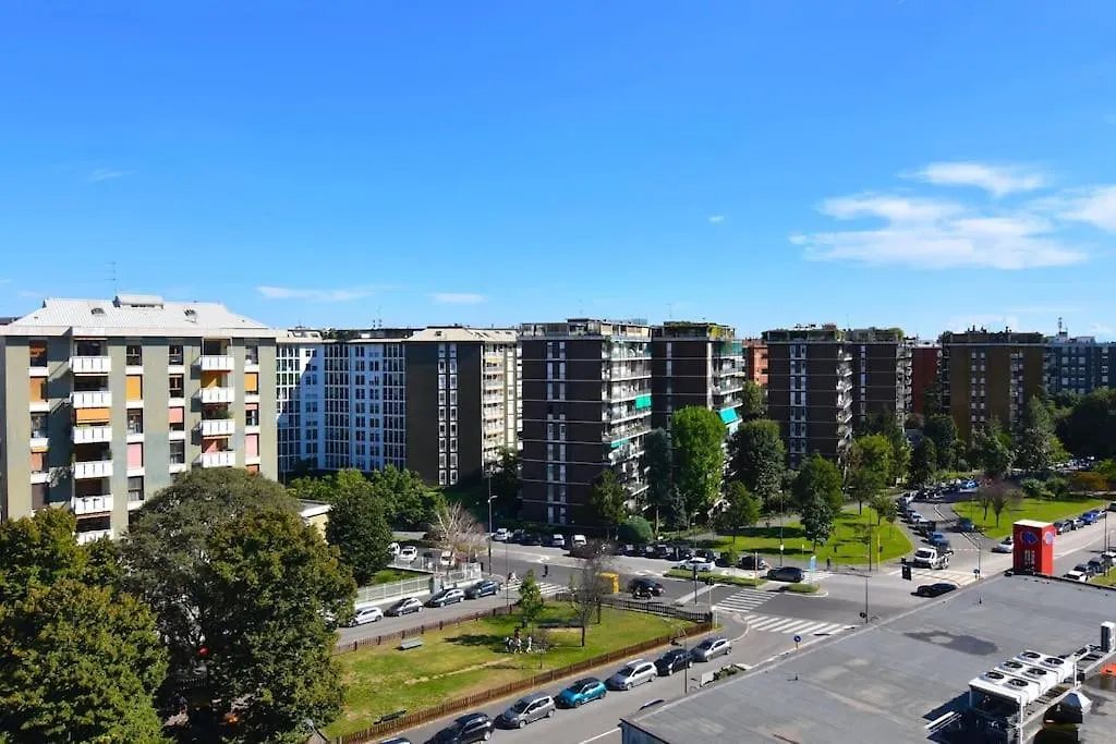 Bande Nere-San Siro Attico Con Terrazzo Apartamento Milão 0*,